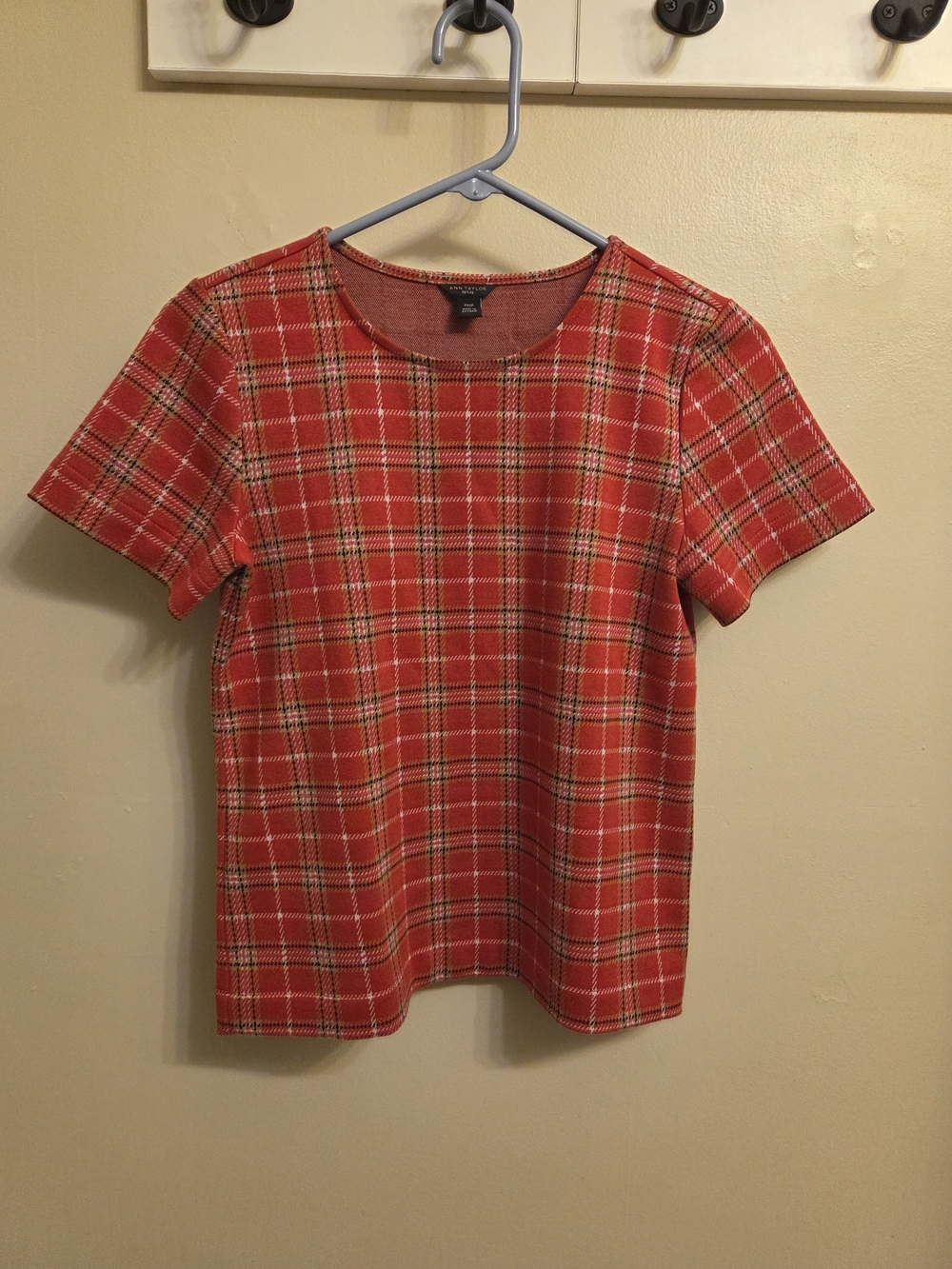 Ann Taylor XXSP Red Preppy Tartan Plaid Crewneck Knit Top Casual Chic Workwear
